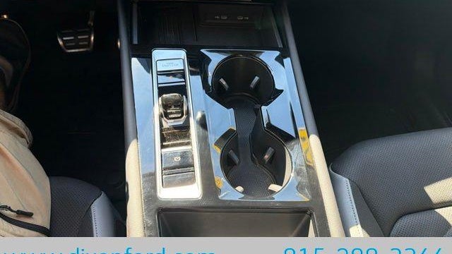 2025 Volkswagen Atlas Peak Edition 4Motion