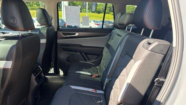 2025 Volkswagen Atlas Peak Edition 4Motion