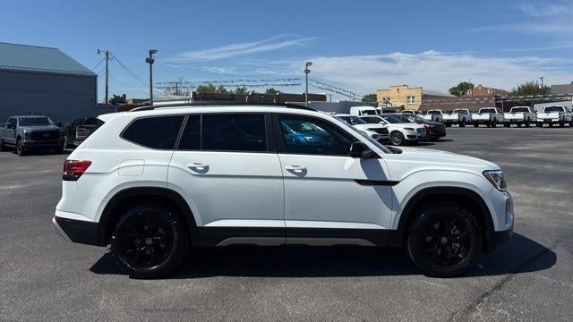 2025 Volkswagen Atlas Peak Edition 4Motion