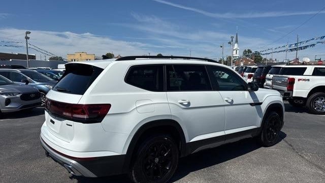 2025 Volkswagen Atlas Peak Edition 4Motion