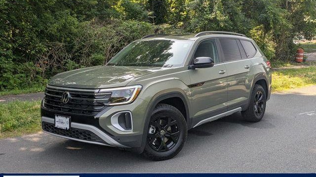 Preowned 2025 Volkswagen Atlas Peak Edition 4Motion for Sale