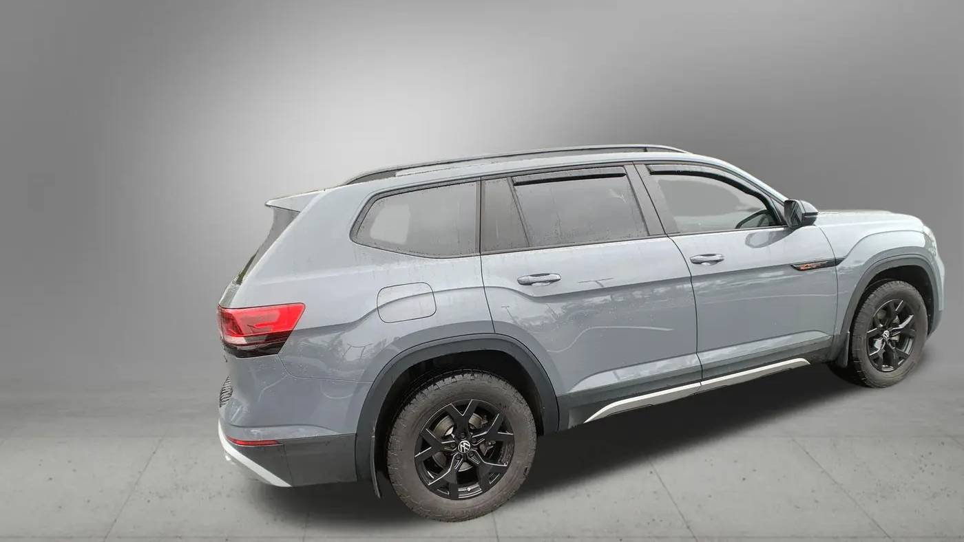 2025 Volkswagen Atlas Peak Edition 4Motion