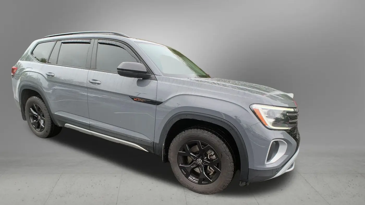 2025 Volkswagen Atlas Peak Edition 4Motion