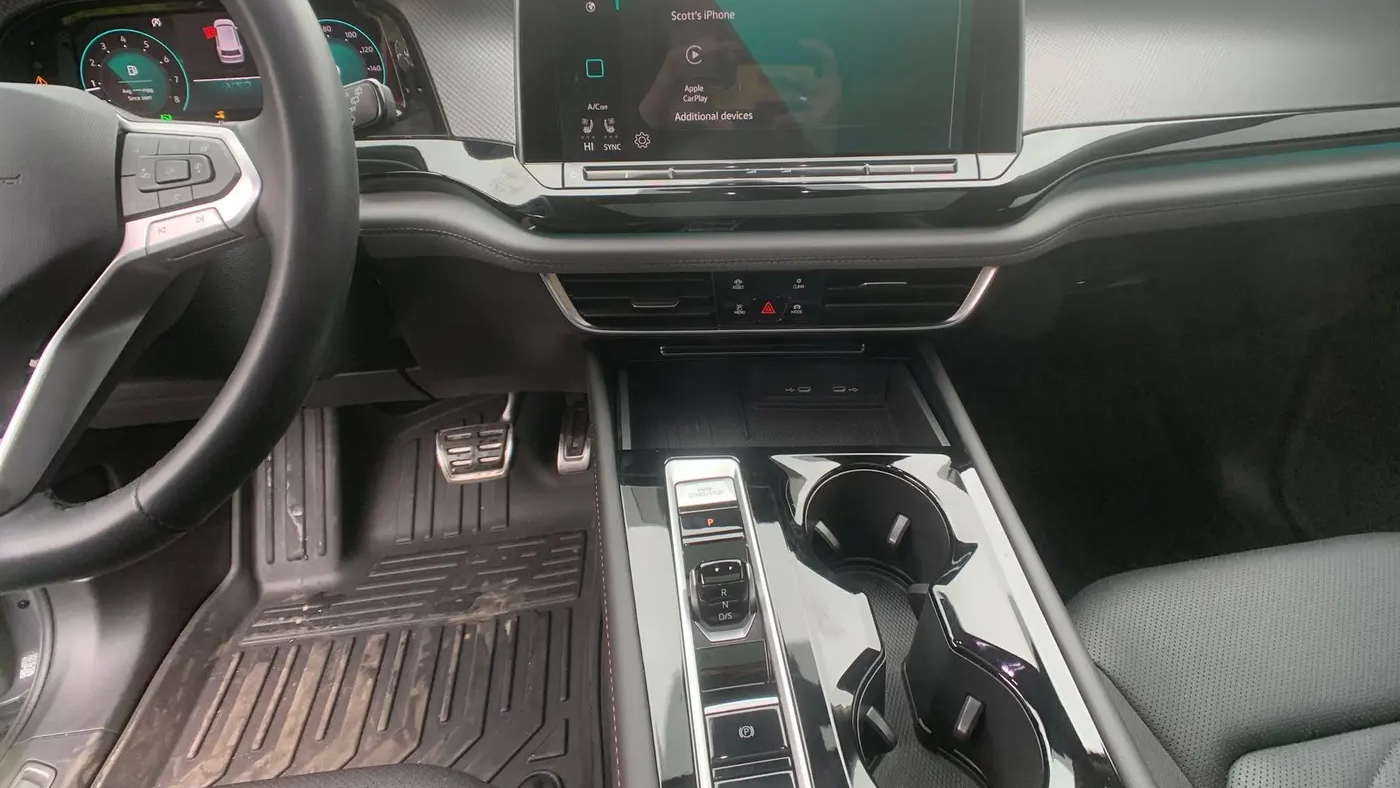 2025 Volkswagen Atlas Peak Edition 4Motion