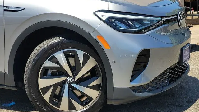 2025 Volkswagen ID 4  Pro