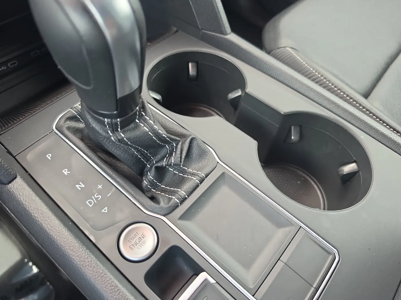 2022 Volkswagen Atlas - $19,790