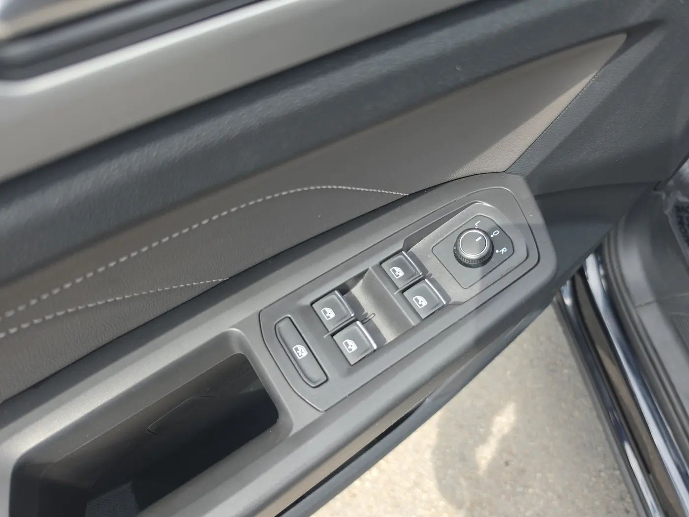 2022 Volkswagen Atlas - $19,790