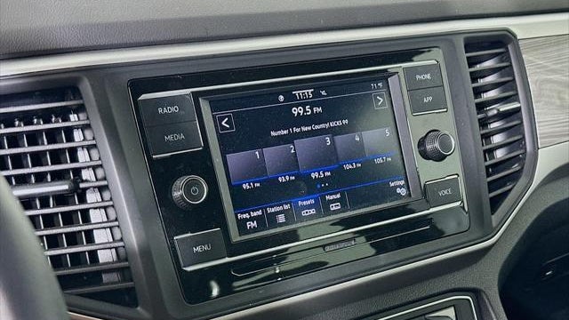 2022 Volkswagen Atlas Cross Sport SE
