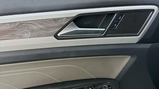 2022 Volkswagen Atlas Cross Sport SE