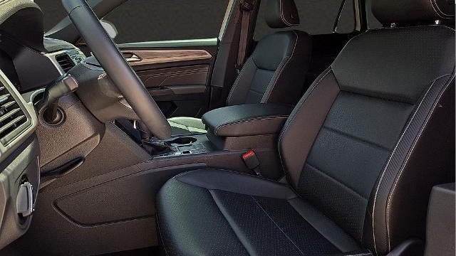 2023 Volkswagen Atlas Cross Sport SE