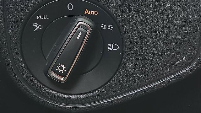 2023 Volkswagen Atlas Cross Sport SE