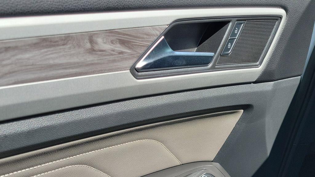 2023 Volkswagen Atlas Cross Sport SE