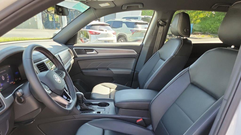 2023 Volkswagen Atlas Cross Sport SE