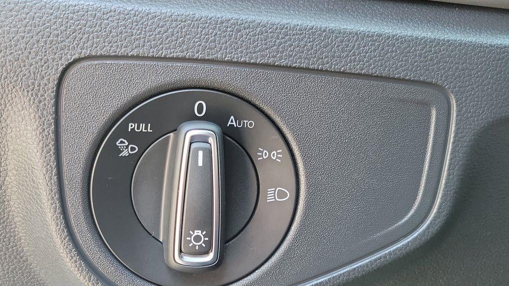 2023 Volkswagen Atlas Cross Sport SE