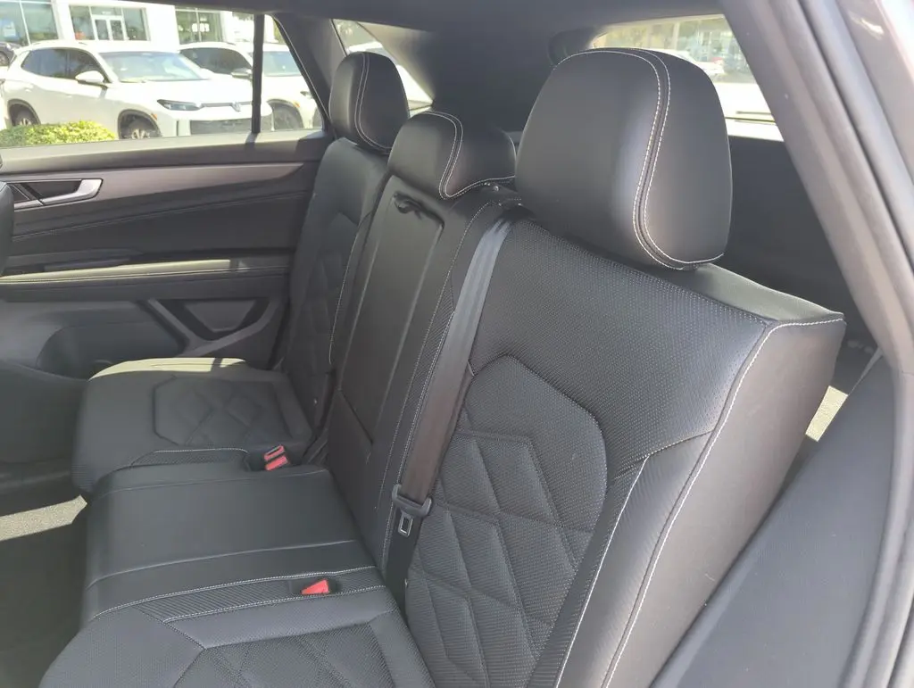 2024 Volkswagen Atlas - $24,371