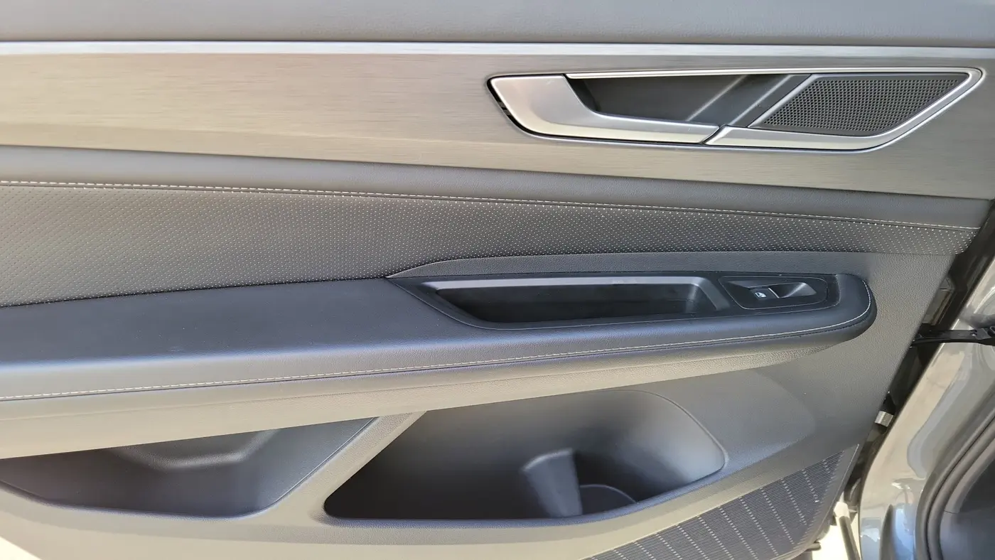 2024 Volkswagen Atlas Cross Sport SE