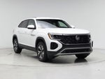 2024 Atlas Cross Sport Thumbnail 1