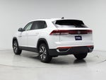 2024 Atlas Cross Sport Thumbnail 2