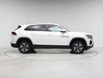 2024 Atlas Cross Sport Thumbnail 7
