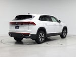 2024 Atlas Cross Sport Thumbnail 8