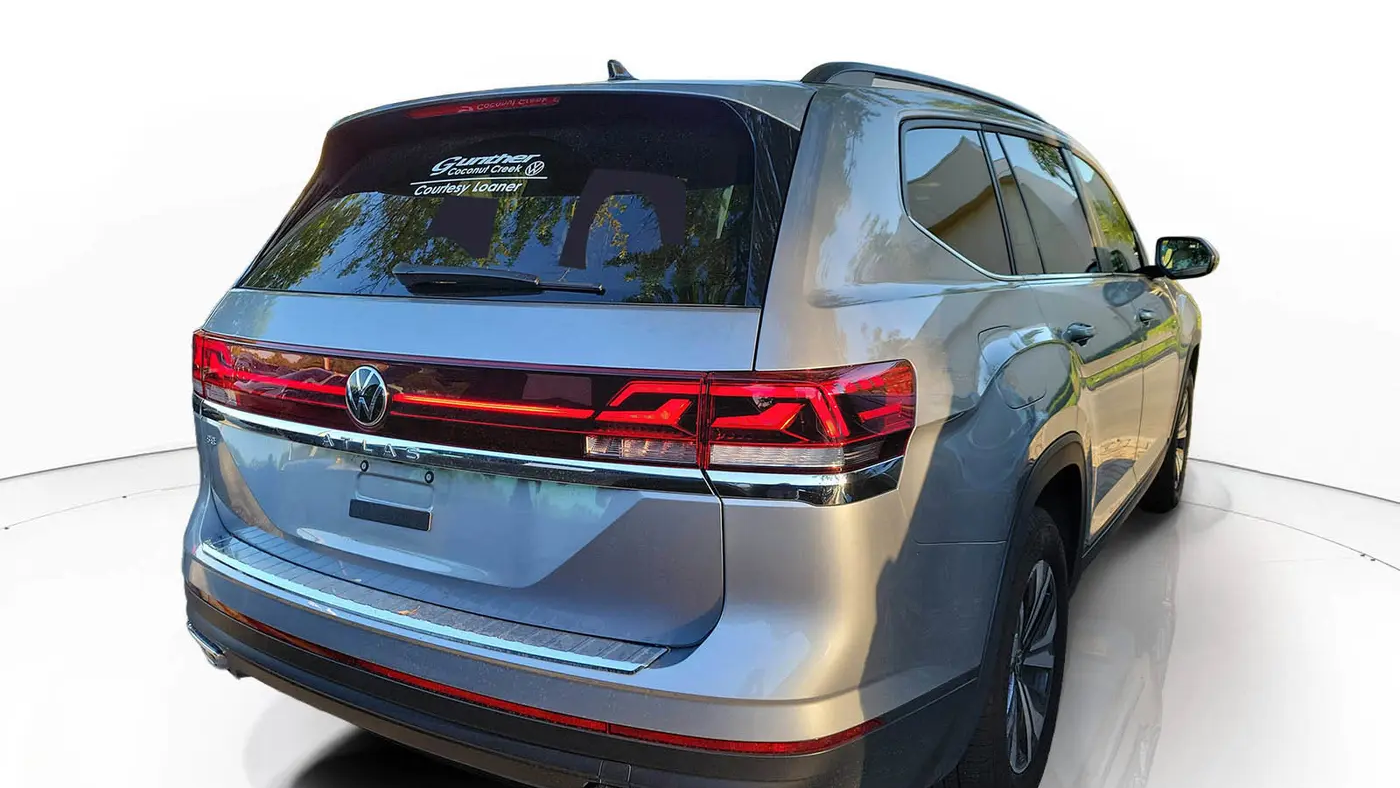 2026 Volkswagen Atlas SE