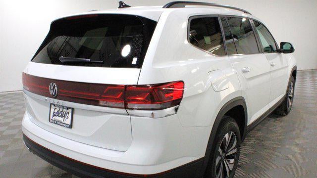 2026 Volkswagen Atlas SE