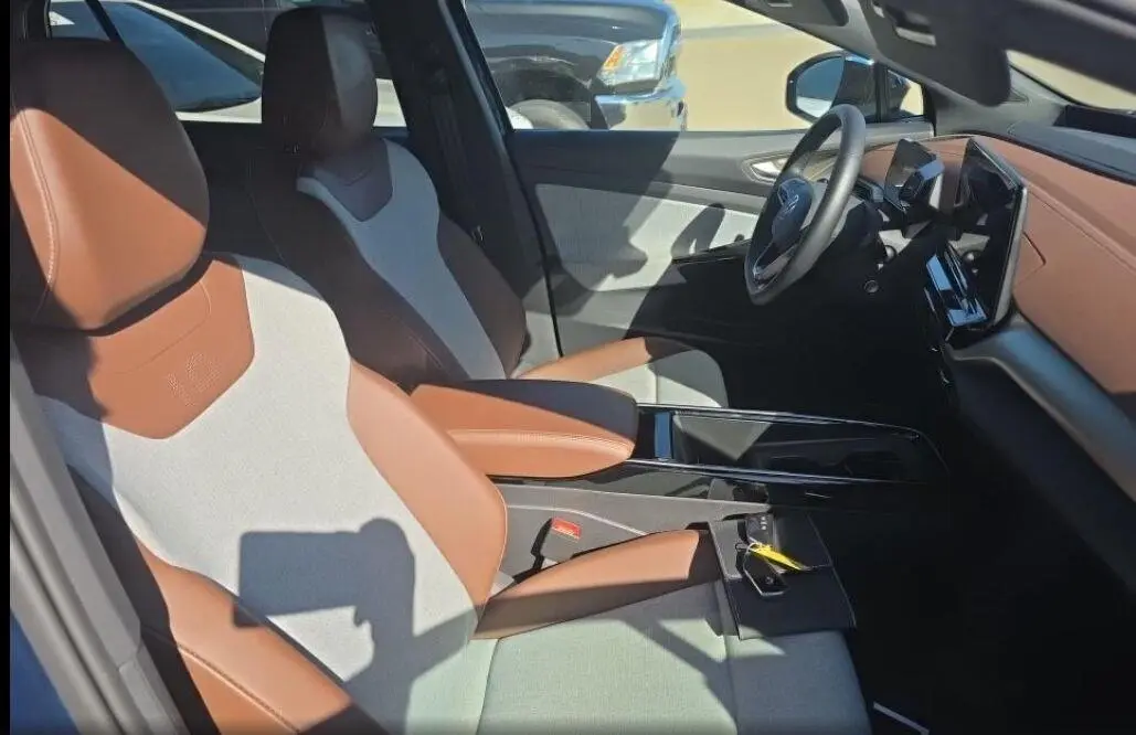 2023 Volkswagen Id.4 - $25,497