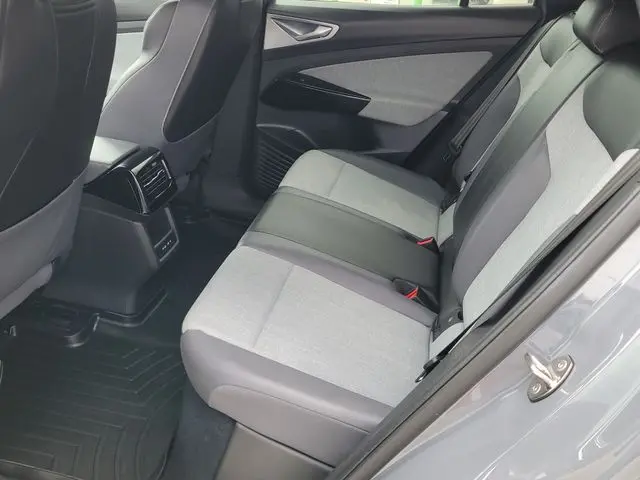 2023 Volkswagen Id.4 - $24,693