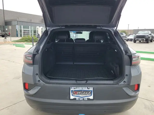 2023 Volkswagen Id.4 - $24,693