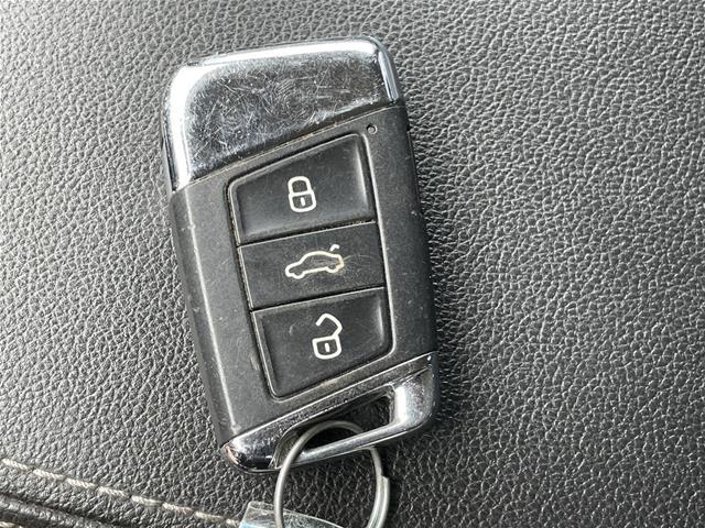 2022 Volkswagen Atlas - $18,680