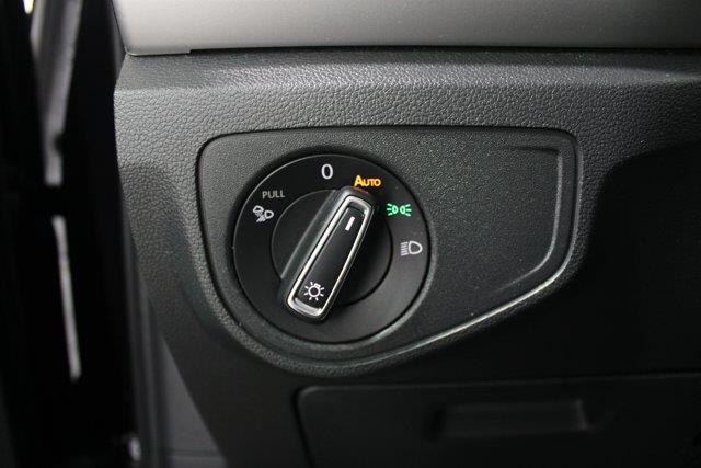 2022 Volkswagen Atlas - $21,998