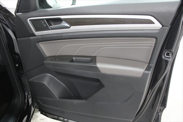 2022 Volkswagen Atlas - $21,998