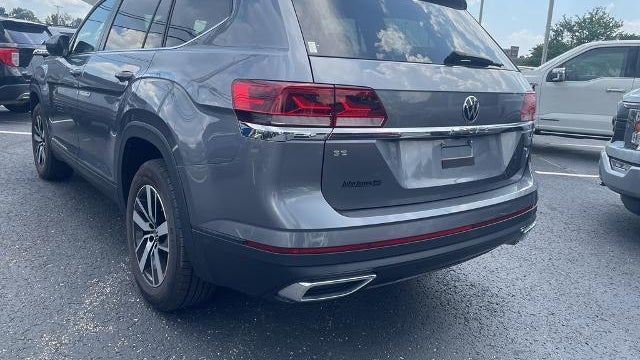 2023 Volkswagen Atlas SE