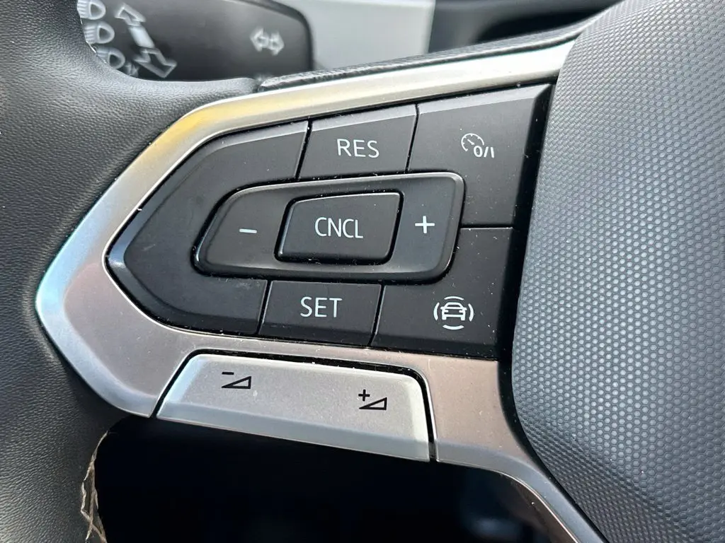 2023 Volkswagen Atlas - $18,997