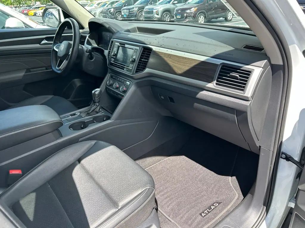 2023 Volkswagen Atlas - $18,997