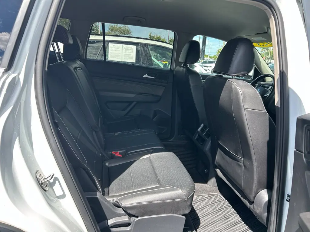 2023 Volkswagen Atlas - $18,997