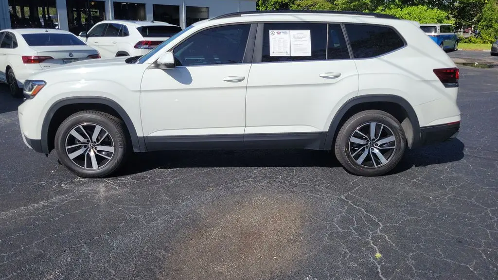 2023 Volkswagen Atlas SE