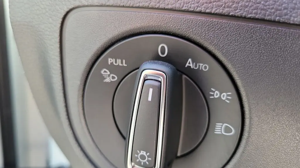 2023 Volkswagen Atlas SE