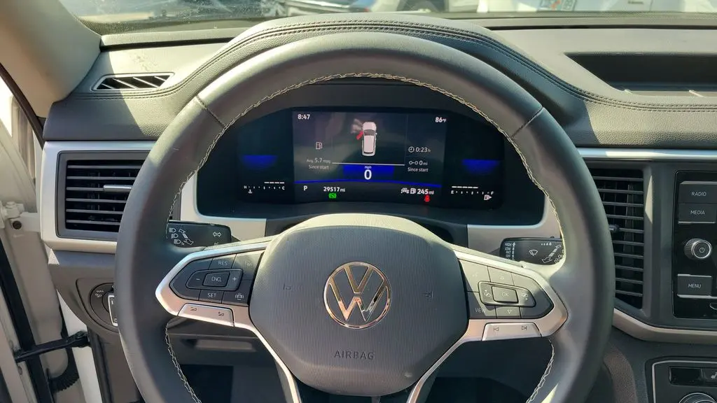 2023 Volkswagen Atlas SE
