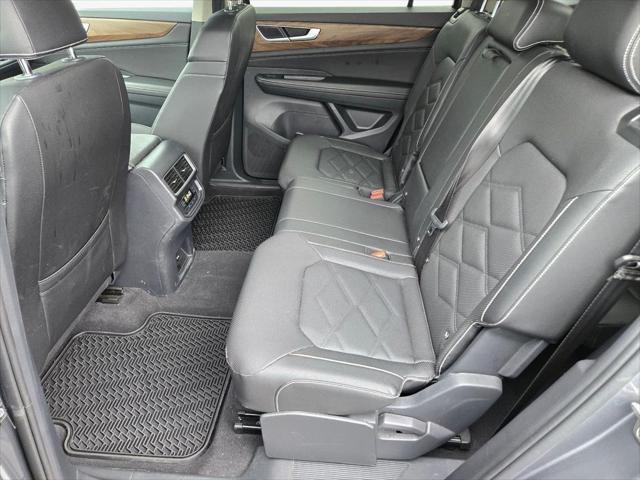 2025 Volkswagen Atlas - $25,000
