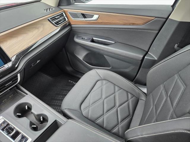 2025 Volkswagen Atlas - $25,000