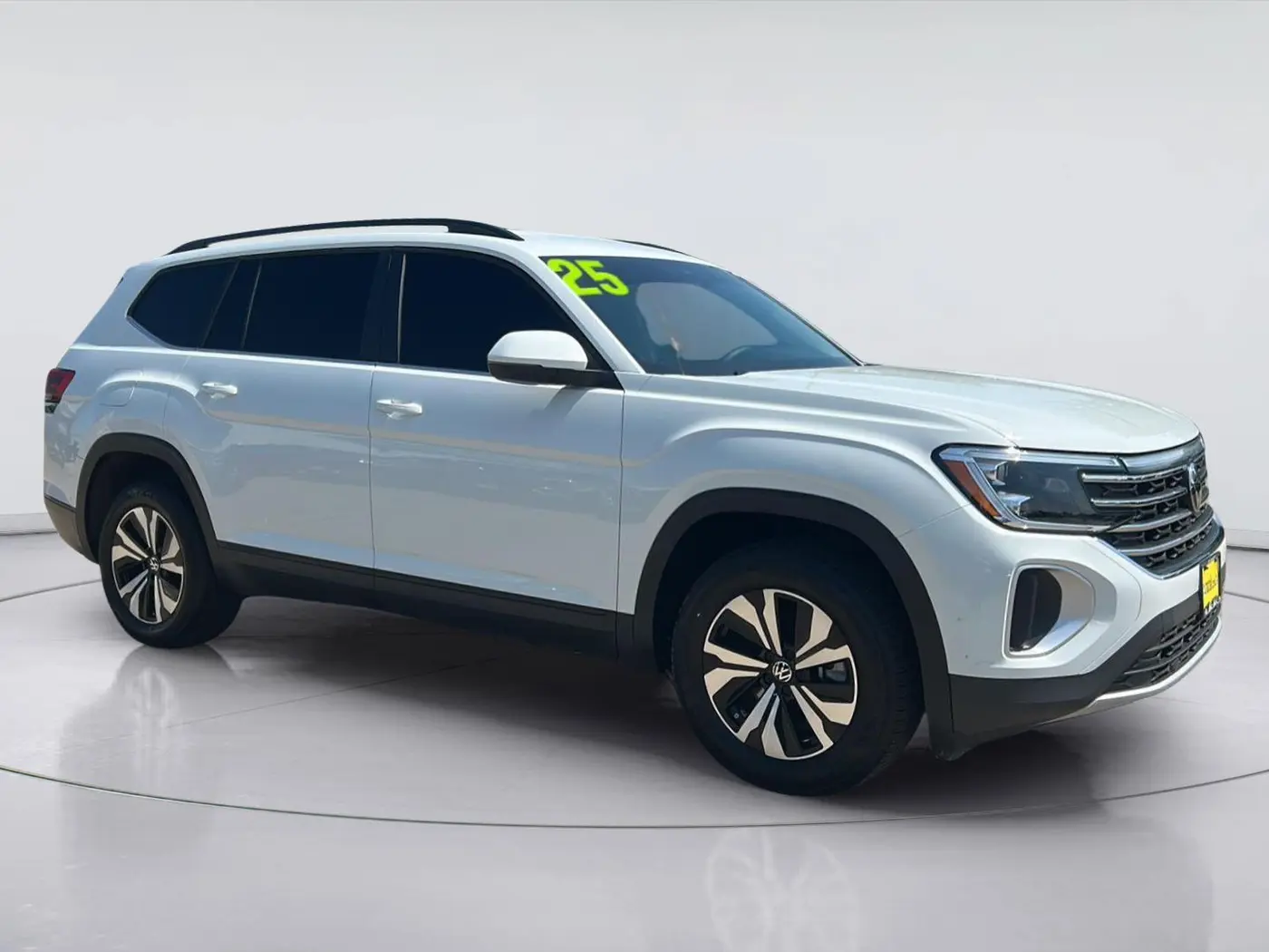 2025 Volkswagen Atlas - $28,900
