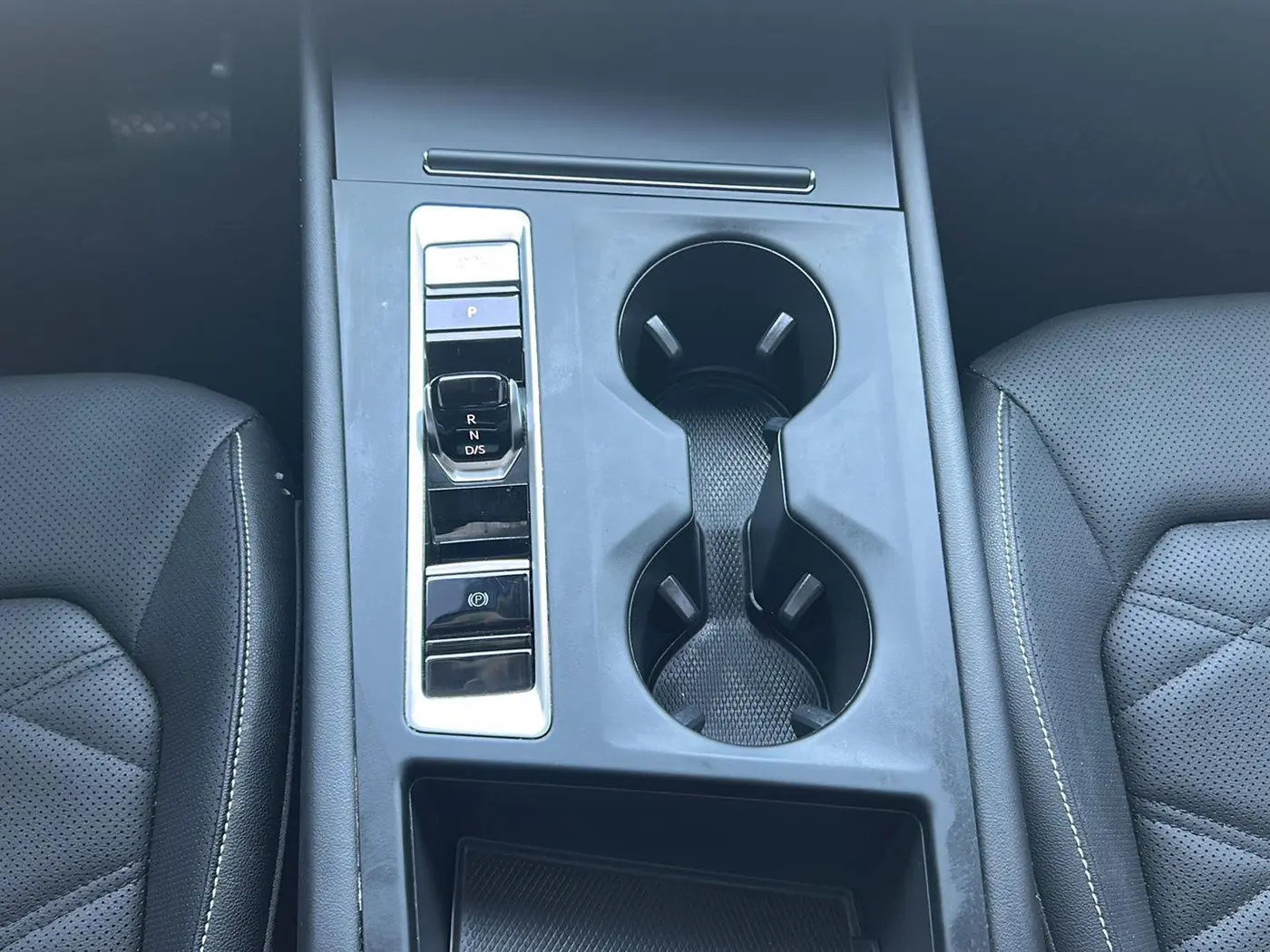 2025 Volkswagen Atlas - $28,900