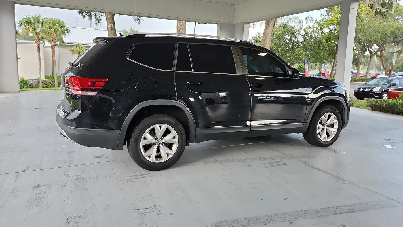 2018 Volkswagen Atlas V6 SE