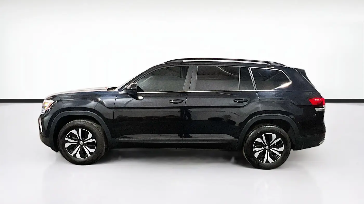 2025 Volkswagen Atlas SE