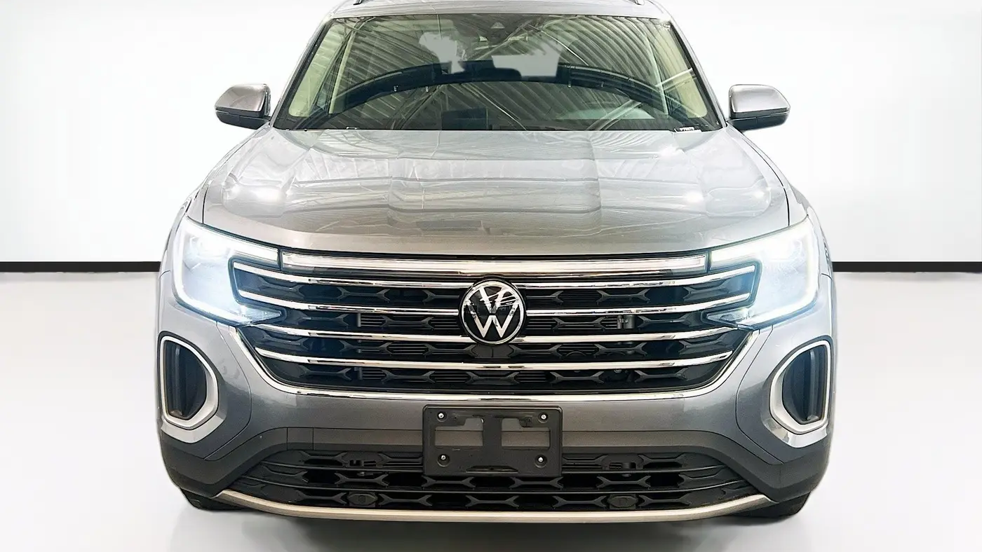 2025 Volkswagen Atlas SE