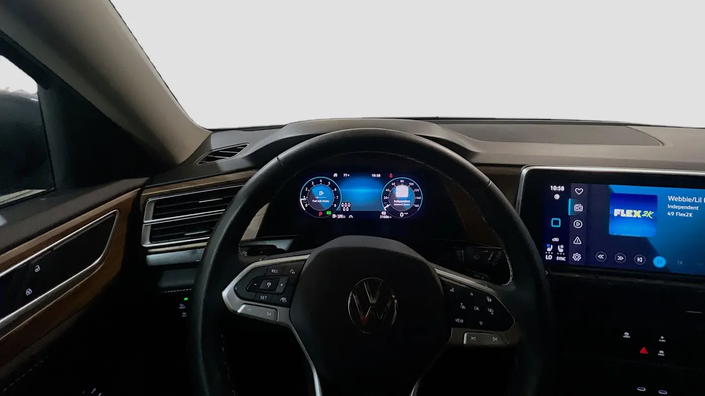 2025 Volkswagen Atlas SE