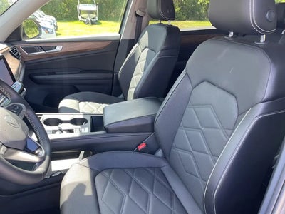 Photo of a 2024 Volkswagen Atlas SE 4DR SUV for sale