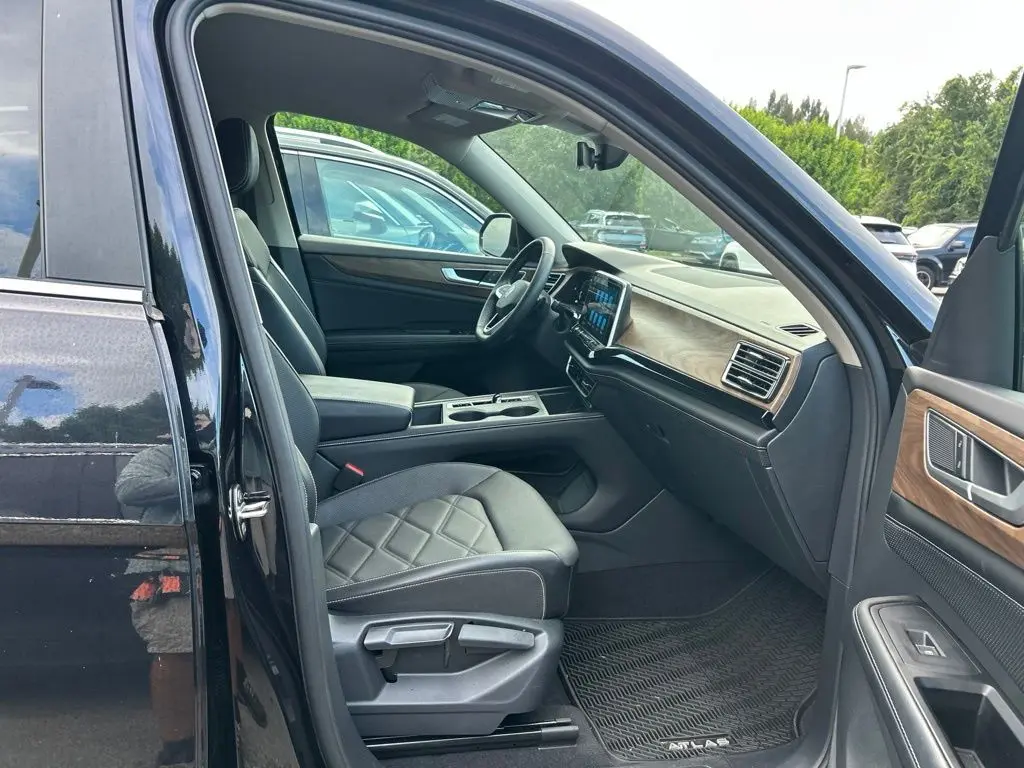 2024 Volkswagen Atlas - $27,874