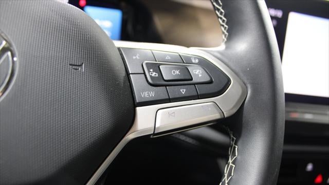 2025 Volkswagen Atlas SE